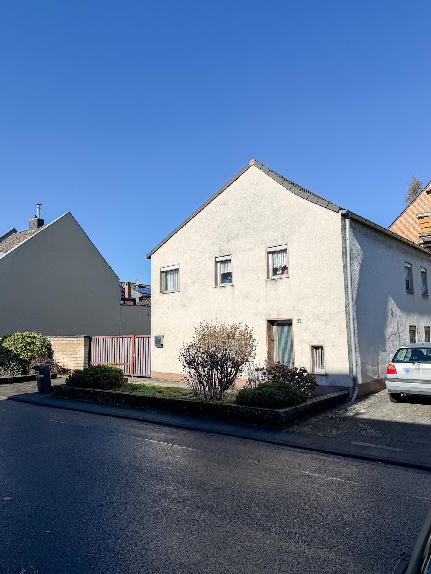 Immobilienangebot - Köln / Weiden - Haus - Hier entsteht Zukunft!