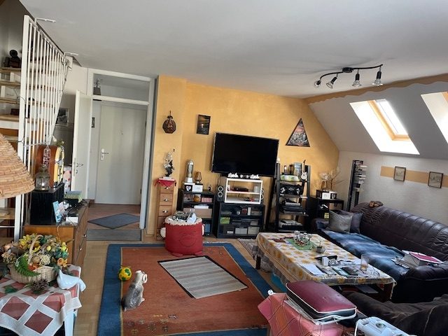 Immobilienangebot - Köln / Sürth - Wohnung - Schöne Maisonette Wohnung mit 3 Balkonen
