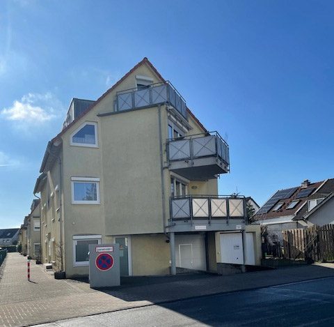 Immobilienangebot - Köln / Sürth - Wohnung - Schöne Maisonette Wohnung mit 3 Balkonen