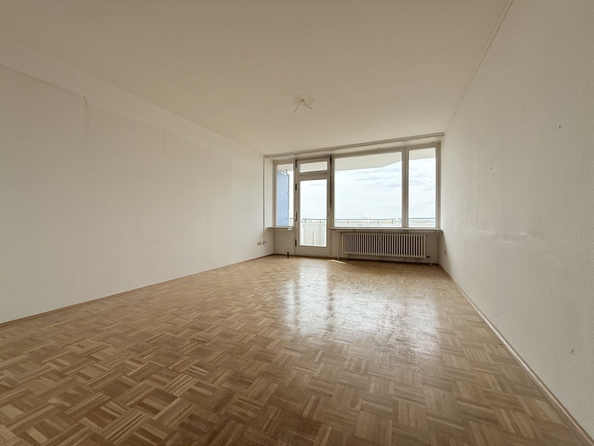 Immobilienangebot - Köln / Zollstock - Wohnung - Zentrale Lage, starke Perspektive und seltene Gelegenheit in Köln-Zollstock