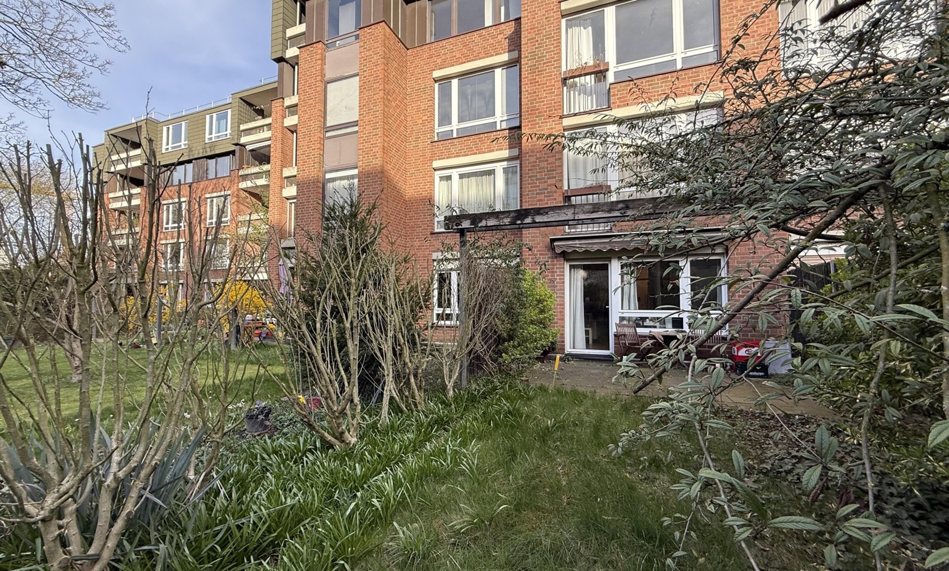 Immobilienangebot - Köln / Niehl - Wohnung - Vermietet, mit GARTEN!