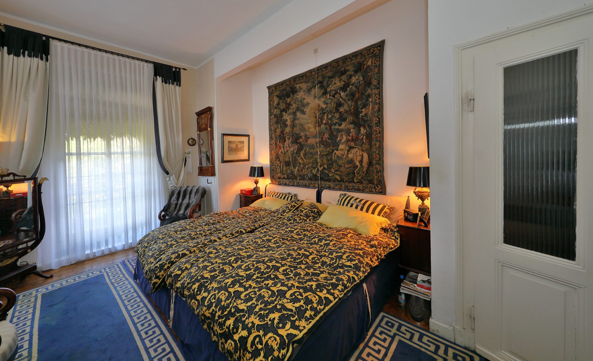 Immobilienangebot - Bonn / Oberkassel - Haus - Denkmalgeschützte Villa in direkter Lage zum Rhein mit parkähnlichem Grundstück