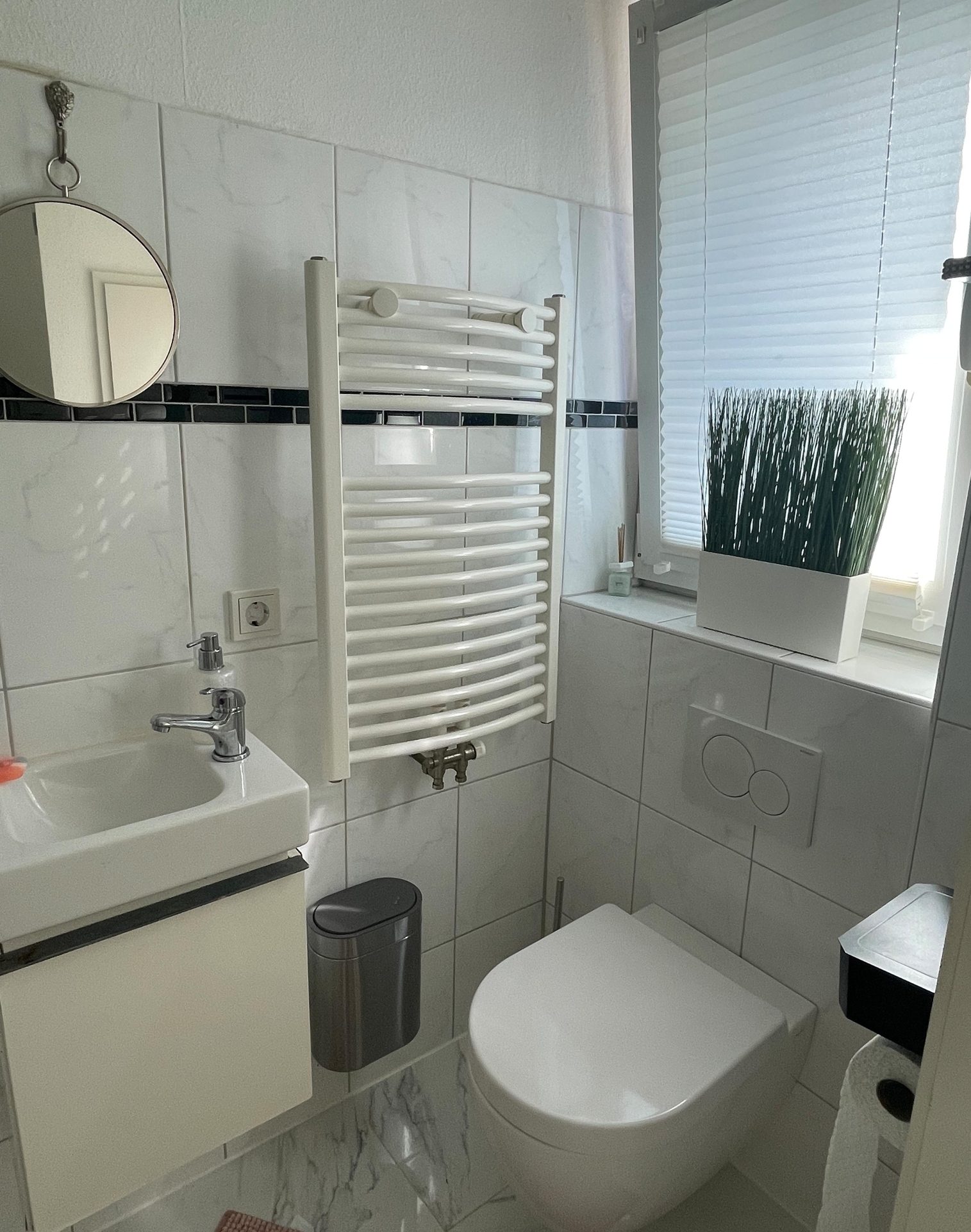 Immobilienangebot - Troisdorf / Sieglar - Haus - Frisch modernisiert und bezugsbereit!