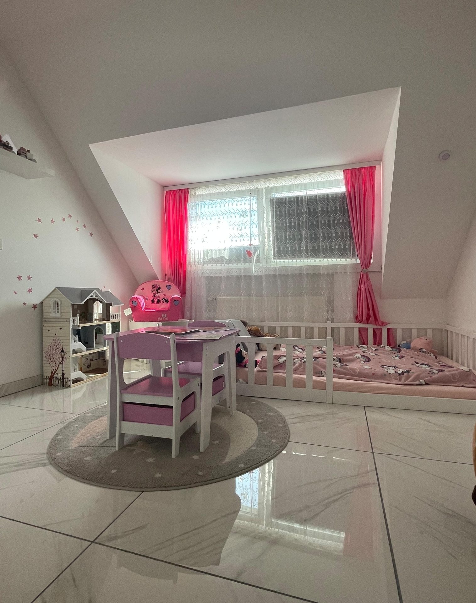 Immobilienangebot - Troisdorf / Sieglar - Haus - Frisch modernisiert und bezugsbereit!
