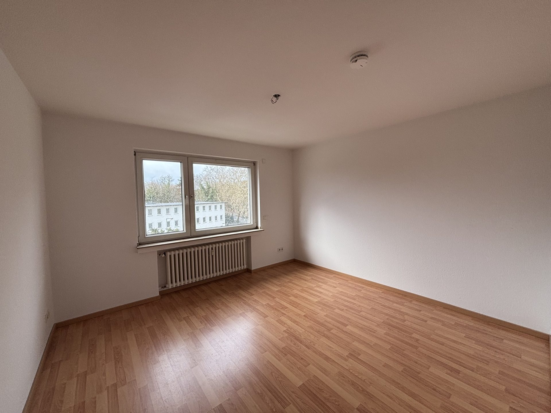 Immobilienangebot - Köln - Wohnung - Zeitmietvertrag! Zentral leben in der Südstadt!