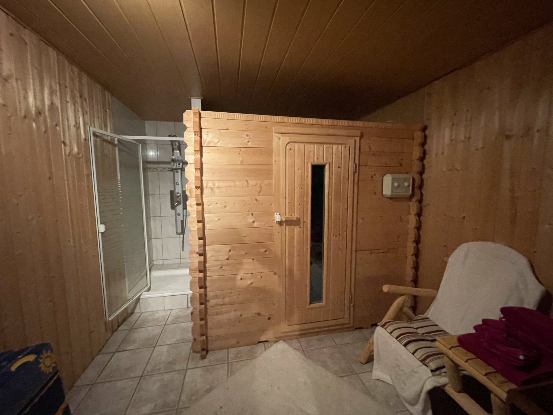 Immobilienangebot - Nörvenich - Haus - Ihr Traumhaus mit Garten, Sauna und Doppelgarage!