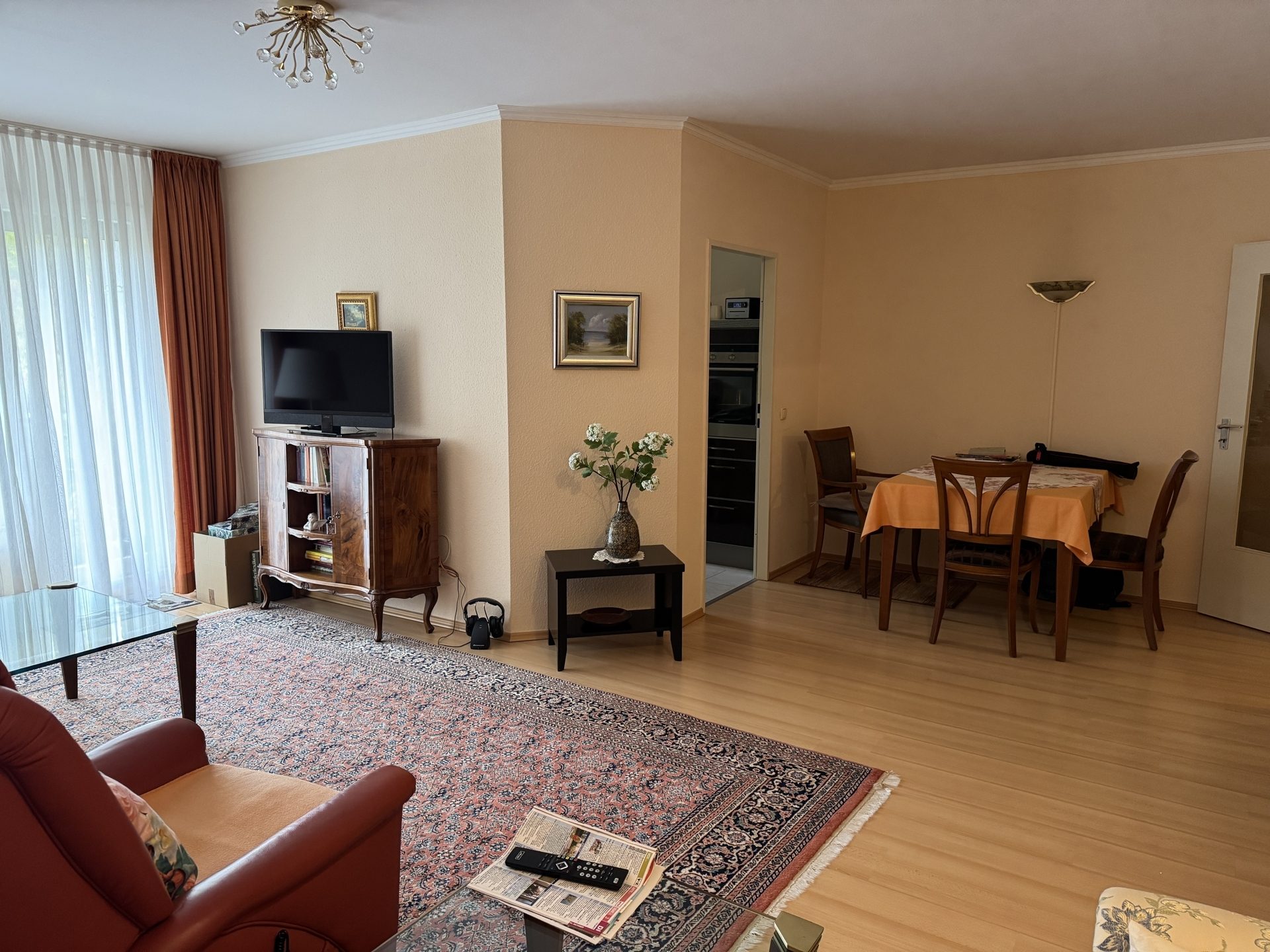 Immobilienangebot - Köln / Lövenich - Wohnung - Gut geschnitten - ruhig gelegen - Blick ins Grüne mit Stellplatz in gepflegter Umgebung