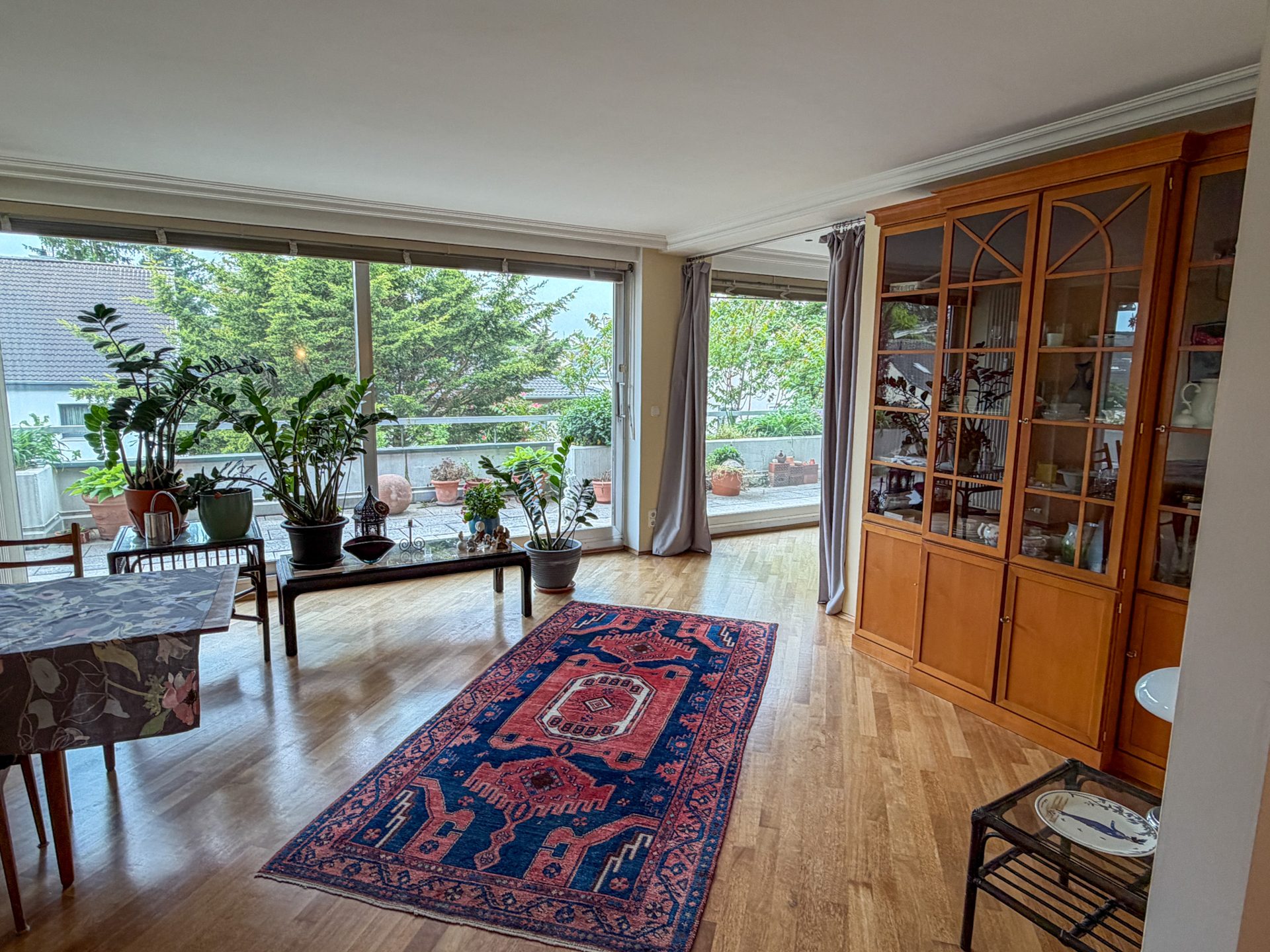 Immobilienangebot - Köln / Weiden - Wohnung - Seltene Gelegenheit – 3,5 Zimmer mit 2 Balkonen!