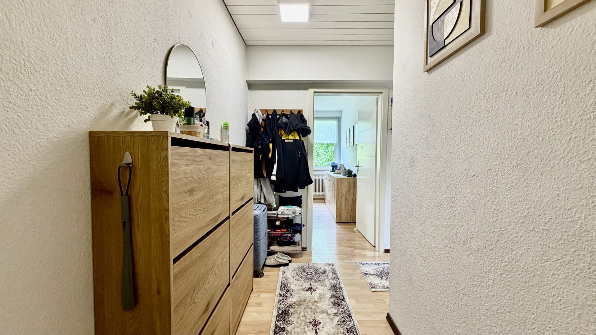 Immobilienangebot - Leverkusen / Opladen - Wohnung - Clever investieren: Zwei Wohnungen Tür an Tür!