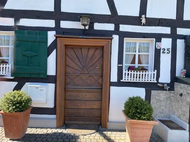 Immobilienangebot - Lohmar / Heppenberg - Haus - Denkmalgeschütztes Schmuckstück!