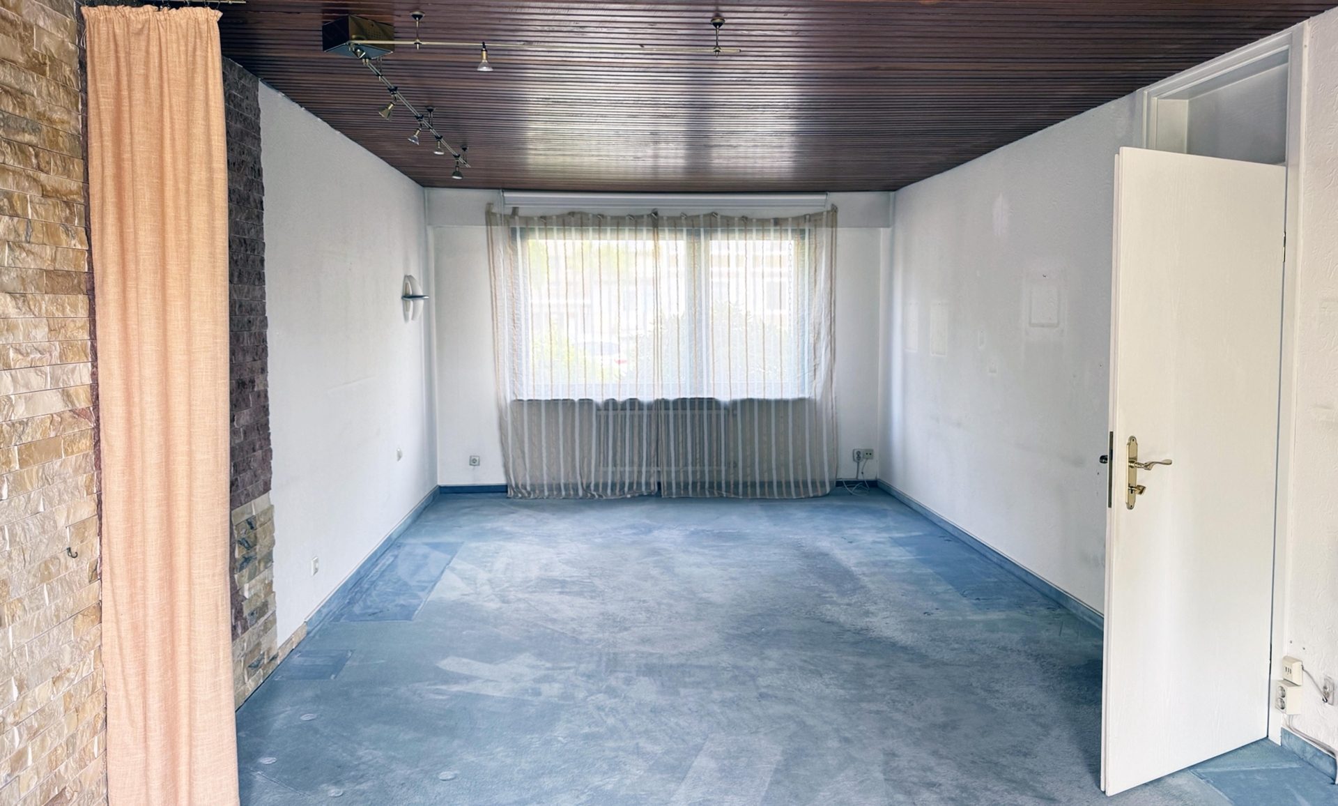 Immobilienangebot - Köln / Stammheim - Haus - Raum für Ihre Ideen in beliebter Wohnlage