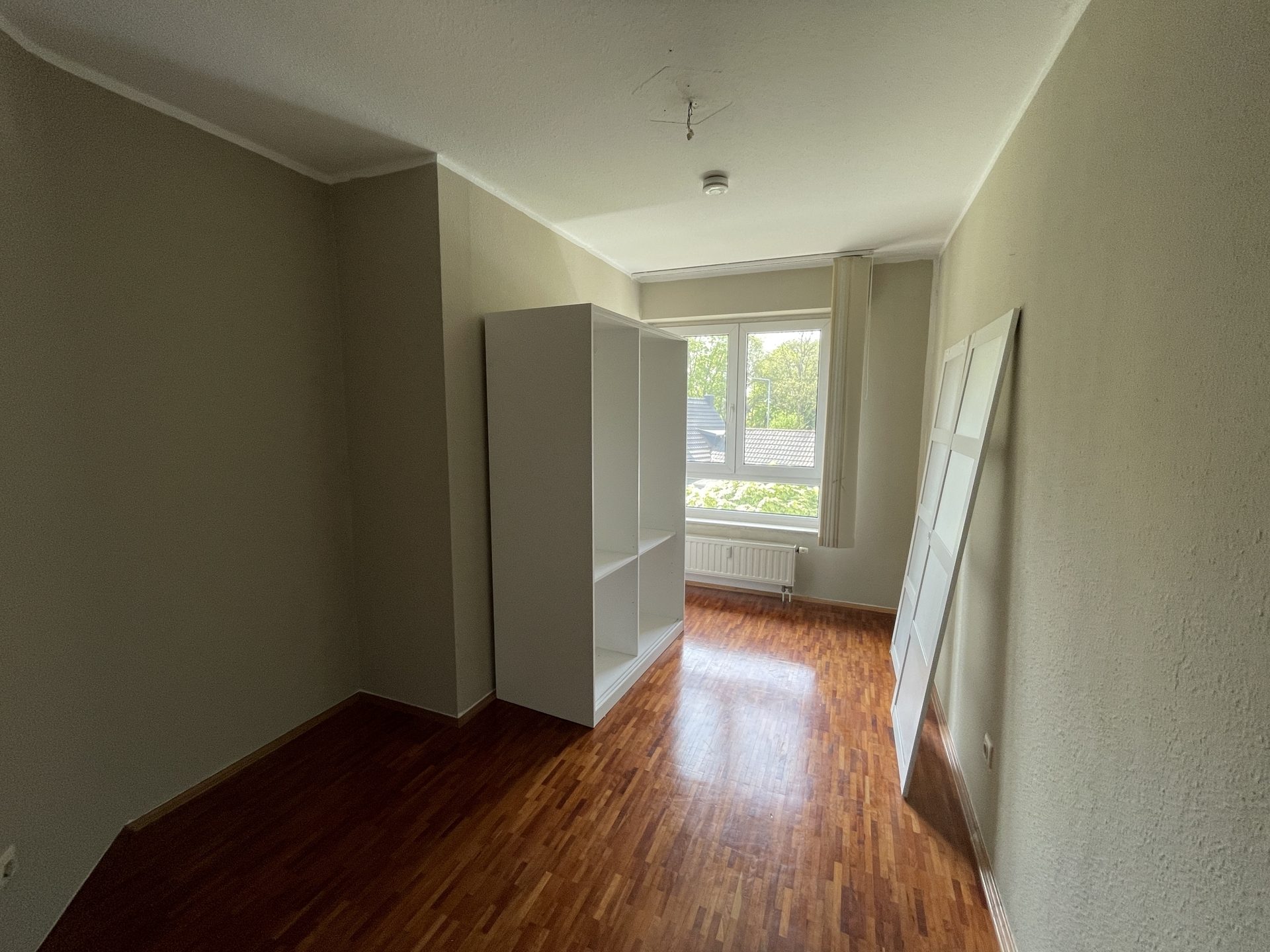 Immobilienangebot - Leverkusen - Wohnung - Moderne und gepflegte Maisonette-Wohnung mit eigenem Garten