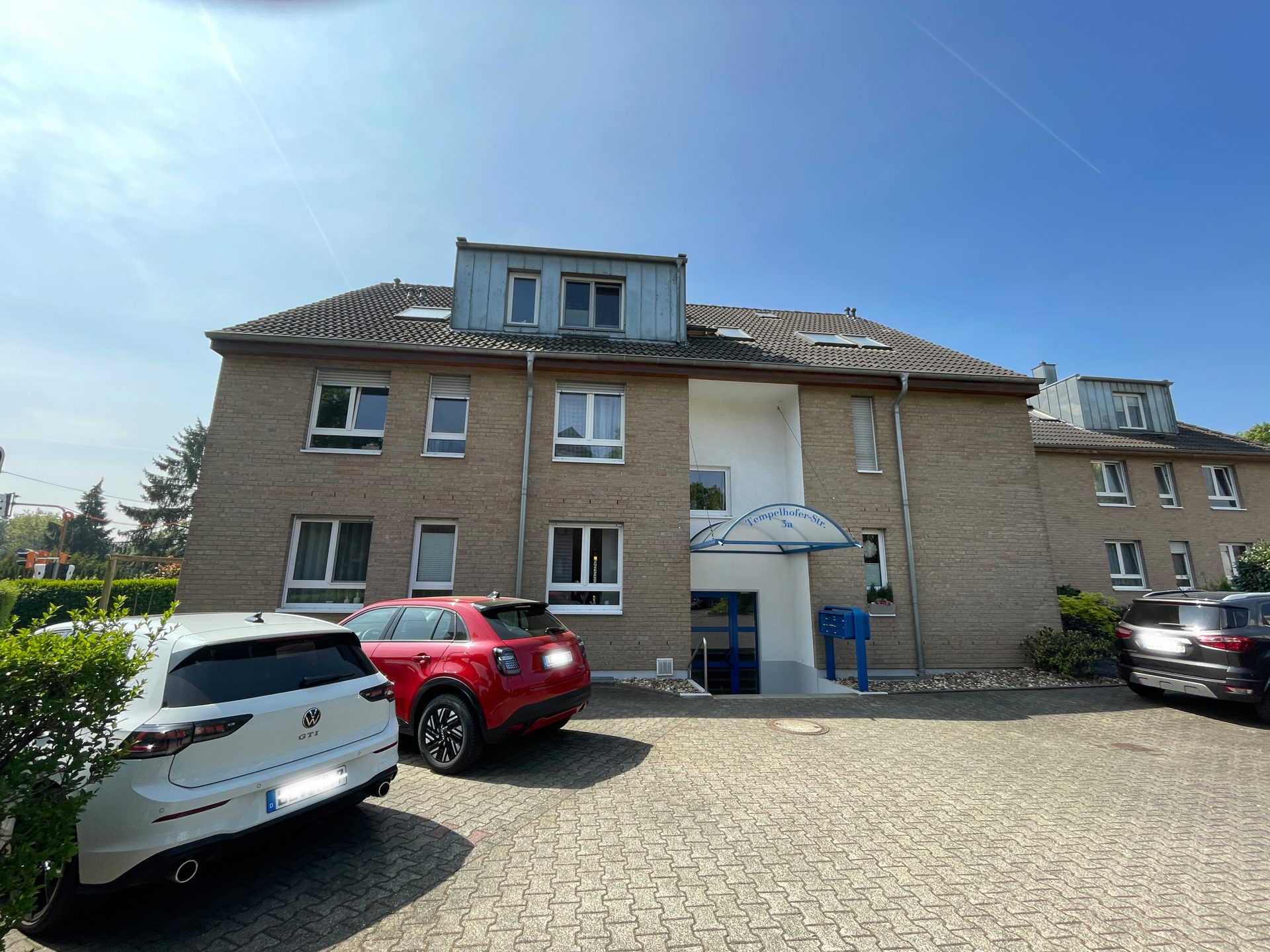 Immobilienangebot - Leverkusen - Wohnung - Moderne und gepflegte Maisonette-Wohnung mit eigenem Garten
