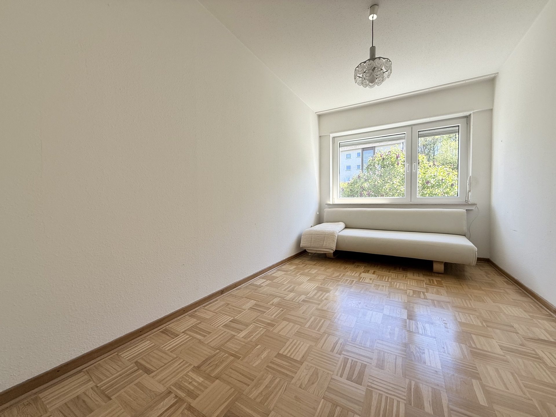 Immobilienangebot - Wermelskirchen - Haus - Klassische Substanz, hochwertig erhalten.