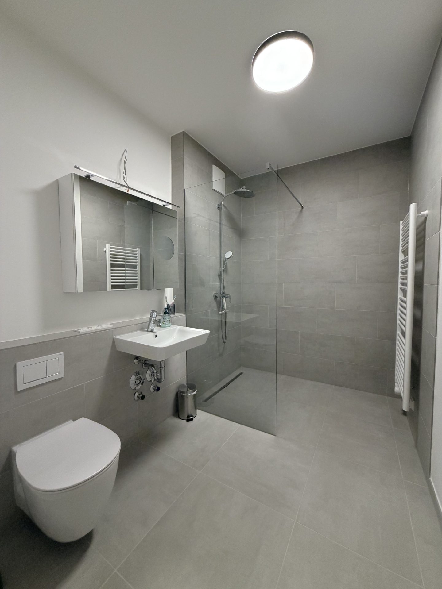 Immobilienangebot - Bonn - Wohnung - Einmalige Gelegenheit: Exklusive 2-Zimmer-Wohnung im Herzen der Stadt