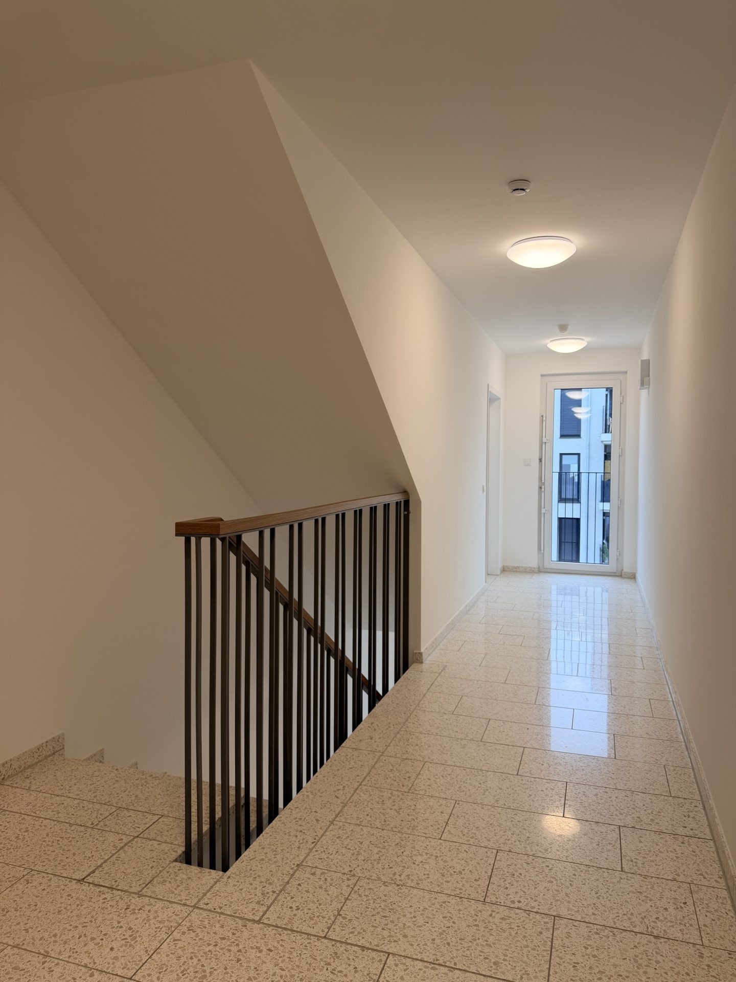 Immobilienangebot - Bonn - Wohnung - Einmalige Gelegenheit: Exklusive 2-Zimmer-Wohnung im Herzen der Stadt