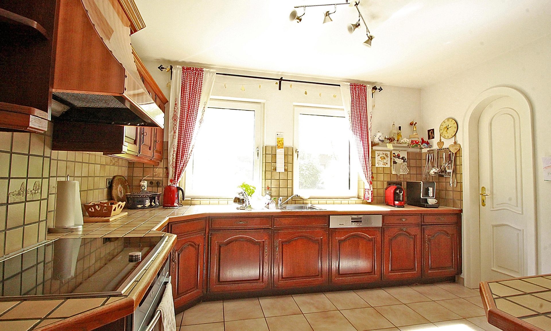 Immobilienangebot - Bonn - Haus - Viel Platz für die Familie!