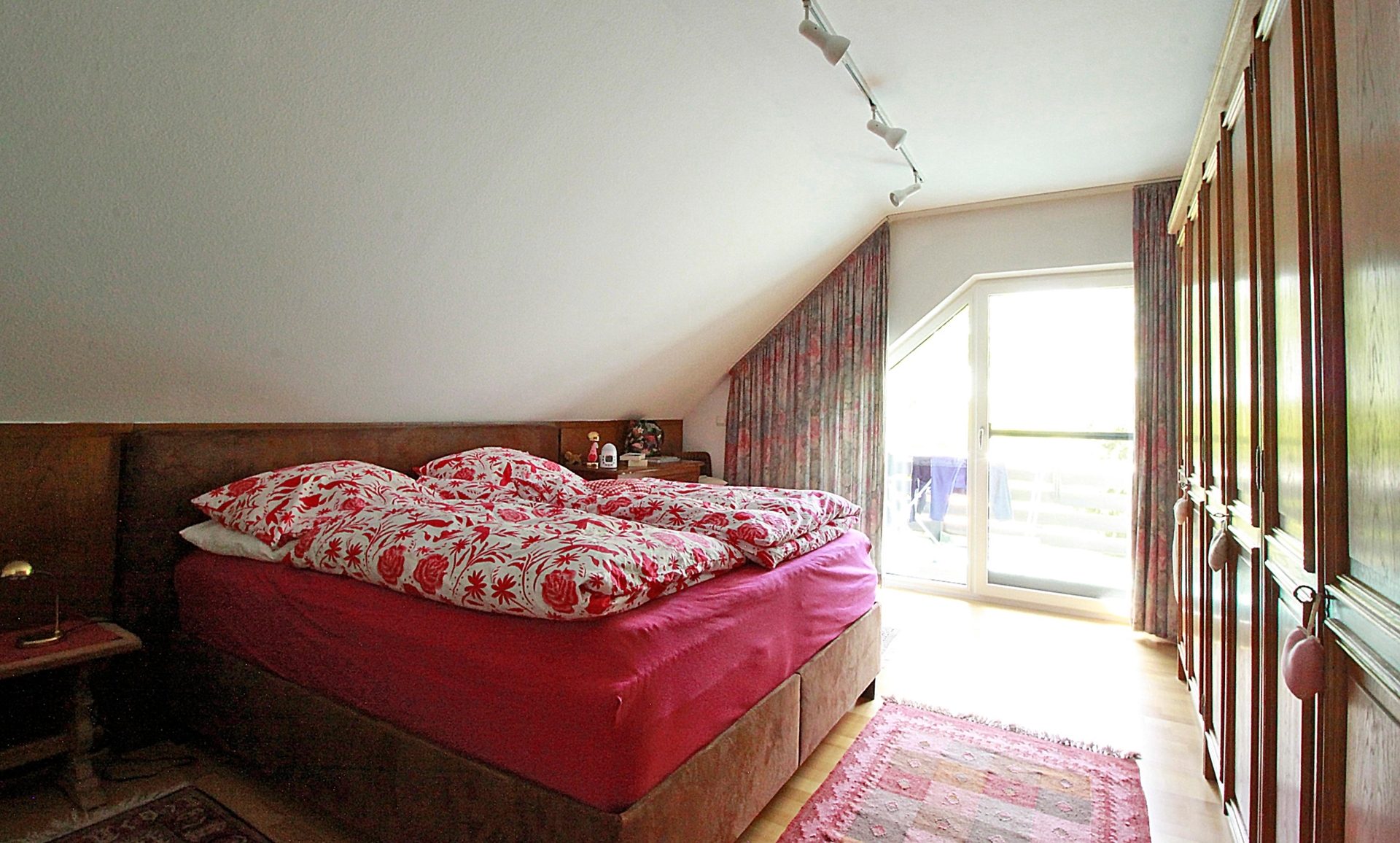 Immobilienangebot - Bonn - Haus - Viel Platz für die Familie!