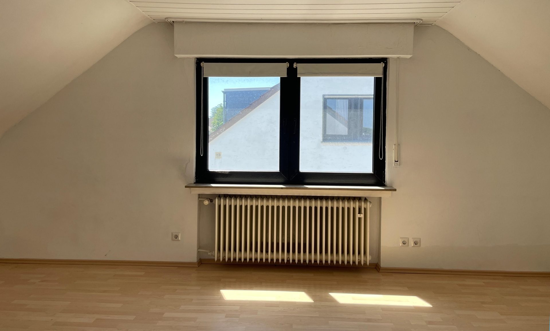 Immobilienangebot - Niederkassel / Lülsdorf - Haus - Ihr Traum vom Einfamilienhaus in Rheinnähe!
