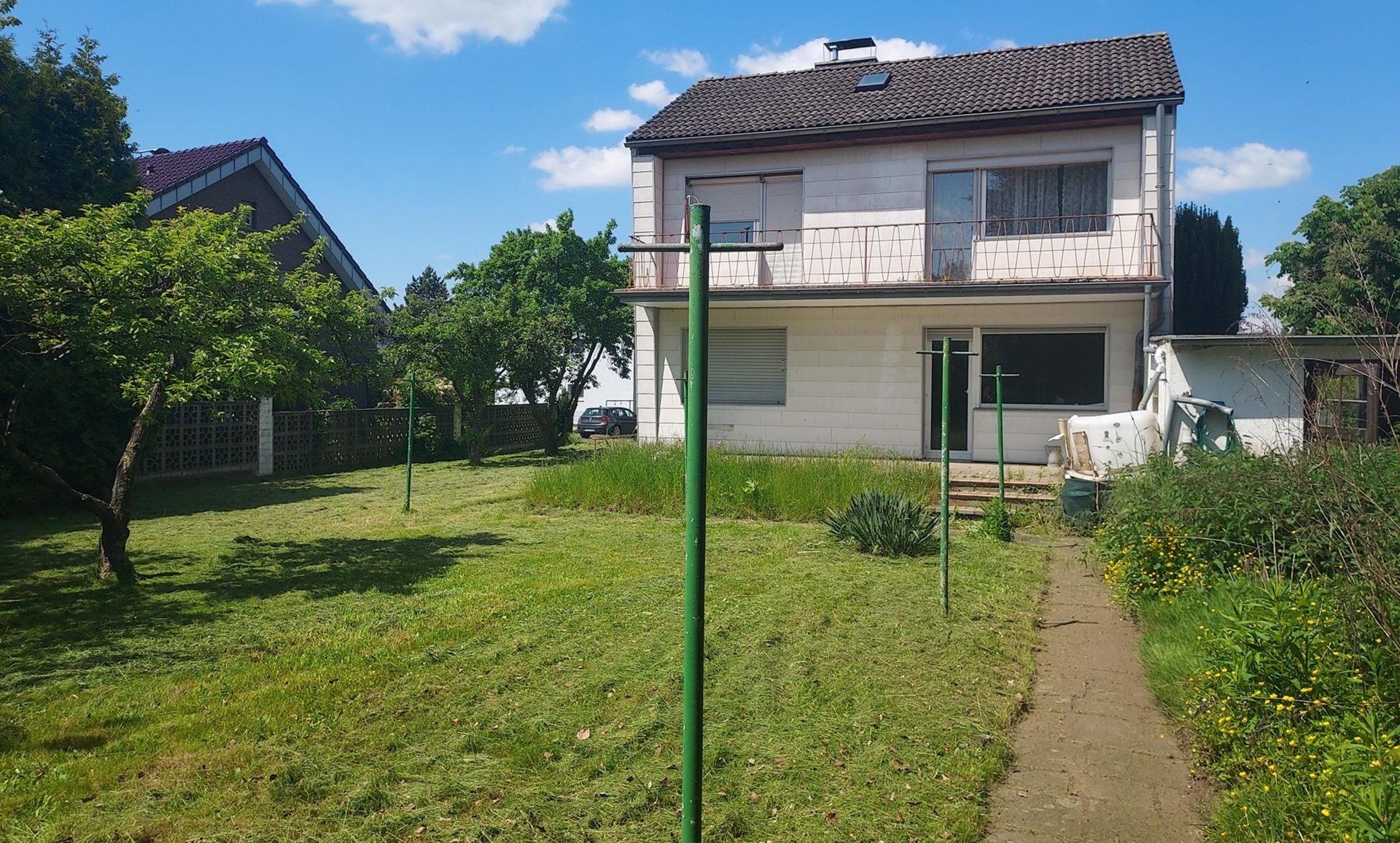 Immobilienangebot - Erftstadt / Liblar - Haus - Freistehendes Einfamilienhaus mit großzügigem Grundstück