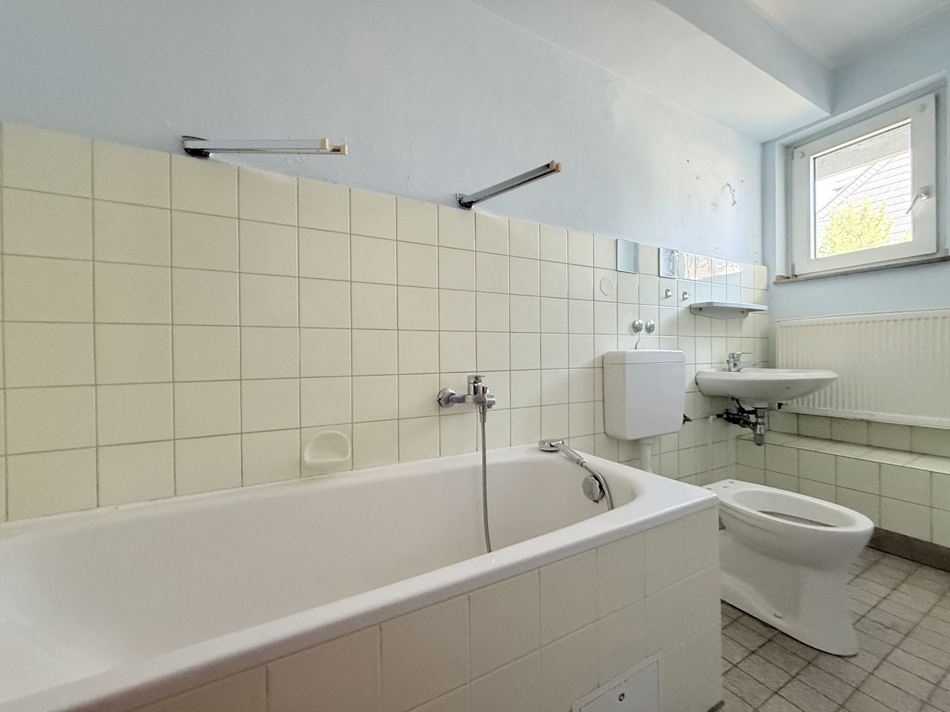 Immobilienangebot - Köln / Holweide - Wohnung - UNVERMIETET & FREI!