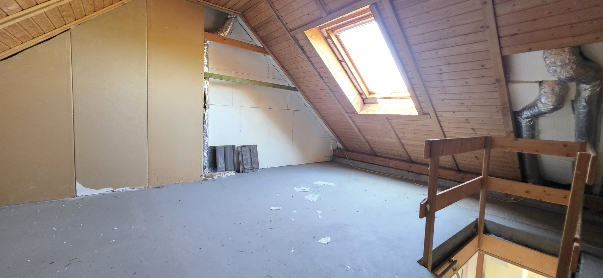 Immobilienangebot - Bonn / Tannenbusch - Wohnung - Charmante Dachgeschosswohnung!