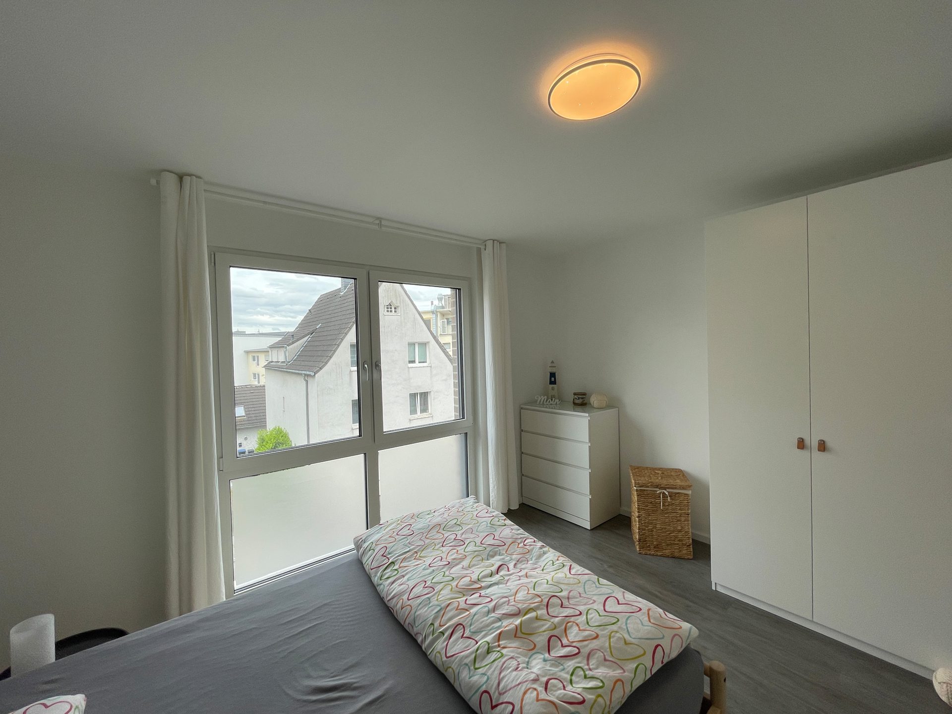 Immobilienangebot - Bergisch Gladbach - Wohnung - Neubaukomfort - Hochwertige 2-Zimmer-Wohnung mit Loggia & Tiefgaragenstellplatz