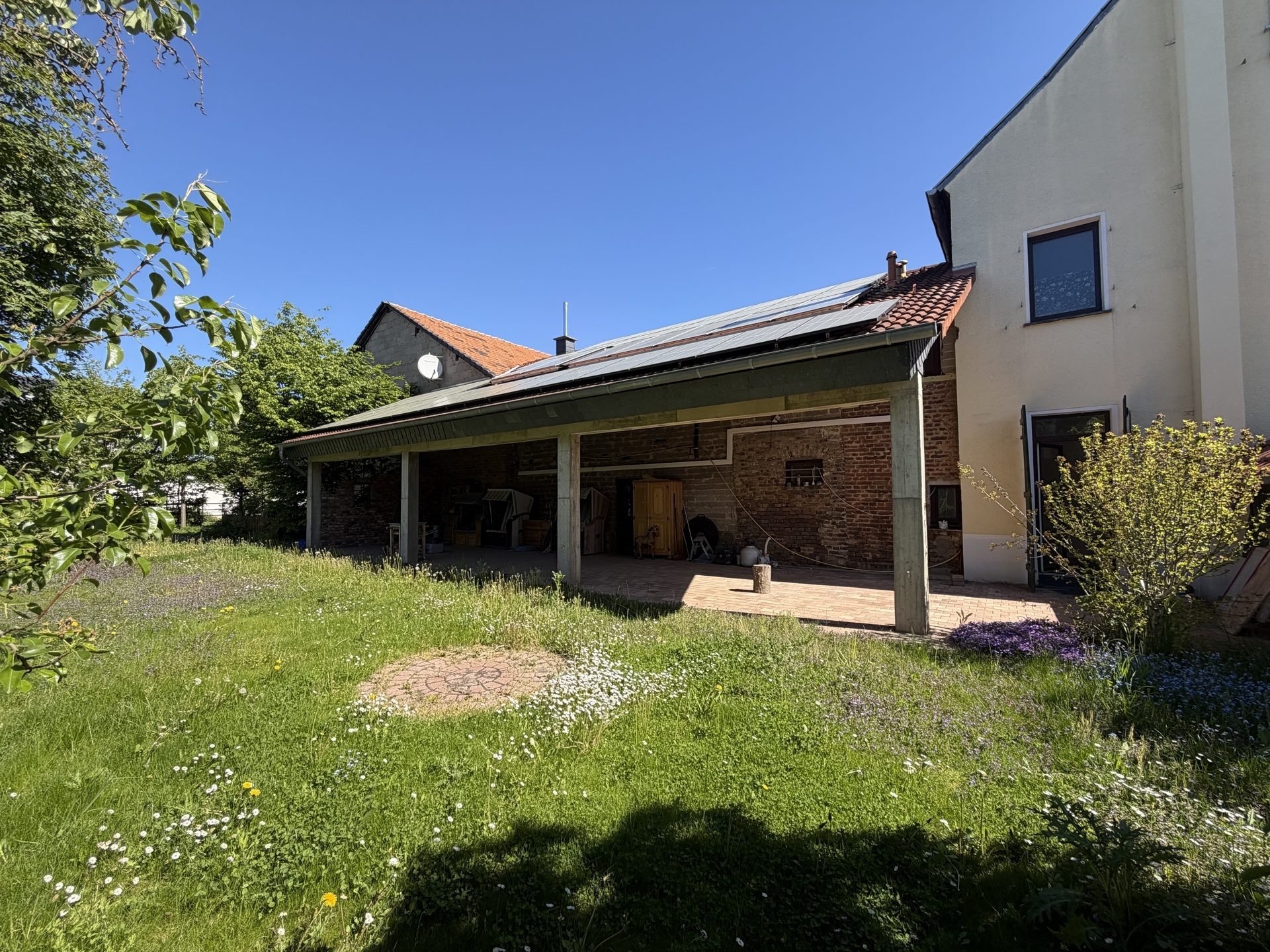 Immobilienangebot - Rheinbach / Flerzheim - Haus - Charmantes Hofanwesen mit Innenhof & moderner Energietechnik