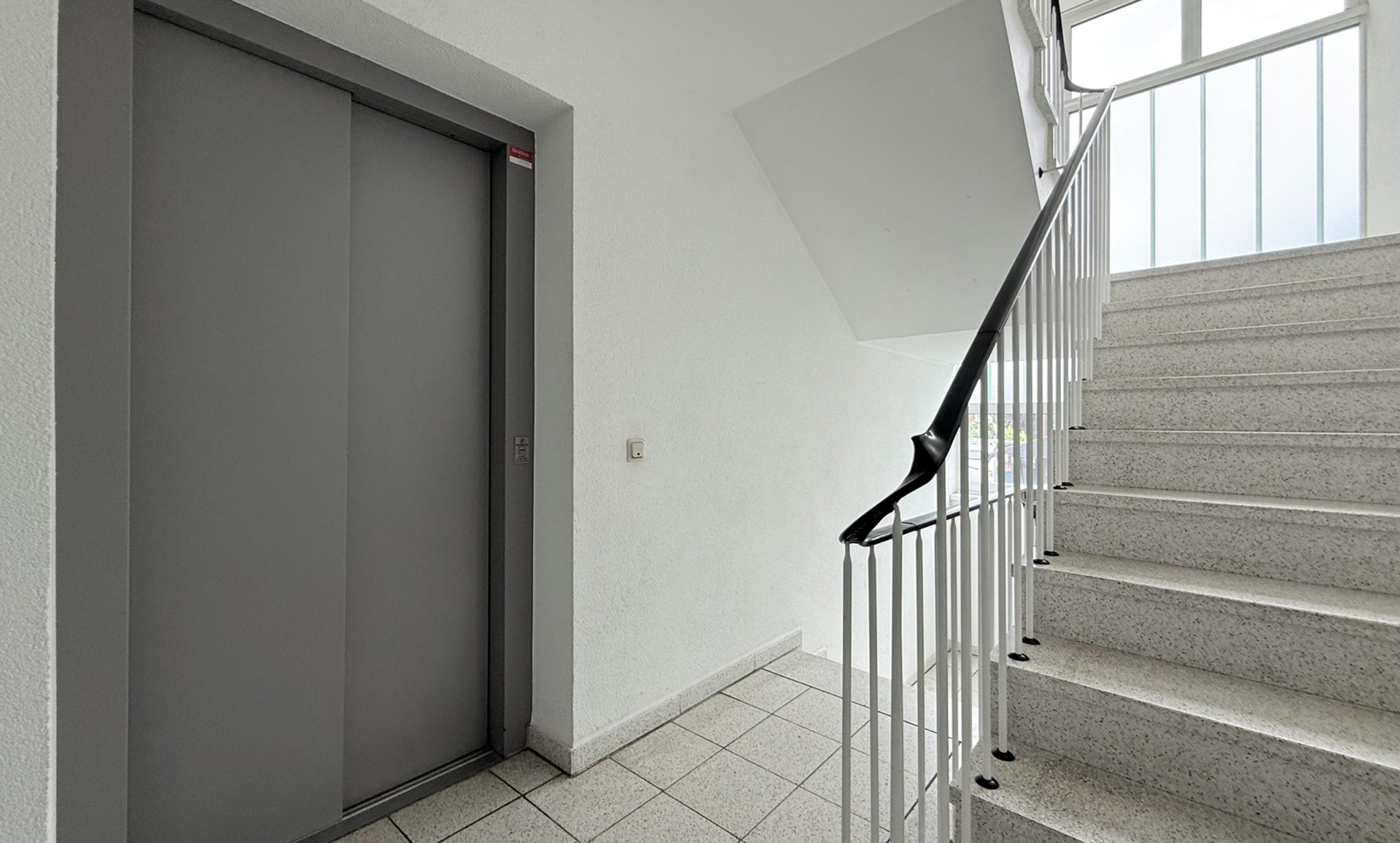 Immobilienangebot - Köln / Sürth - Wohnung - FREI & BEZUGSFERTIG!