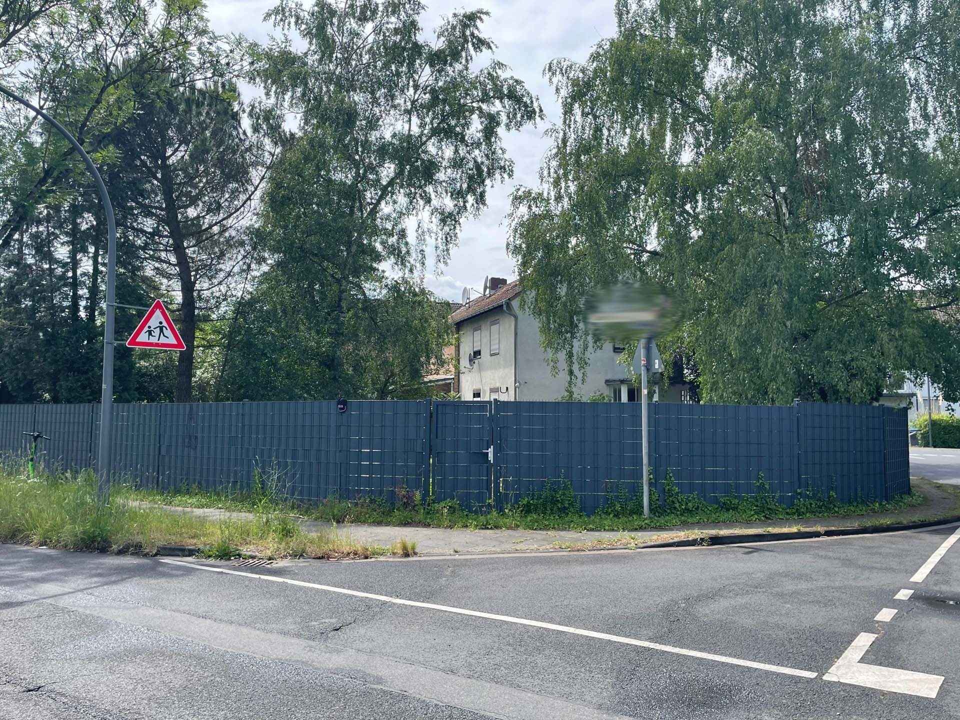 Immobilienangebot - Köln / Dünnwald - Grundstück - Attraktives Baugrundstück mit genehmigter Planung für ein 4-Familienhaus