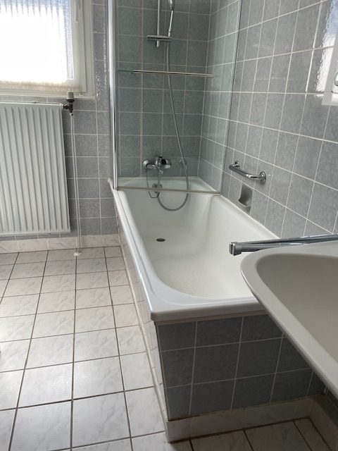 Immobilienangebot - Köln / Weiß - Haus - Charmantes Reihenendhaus mit großem Garten – ideal für Familien