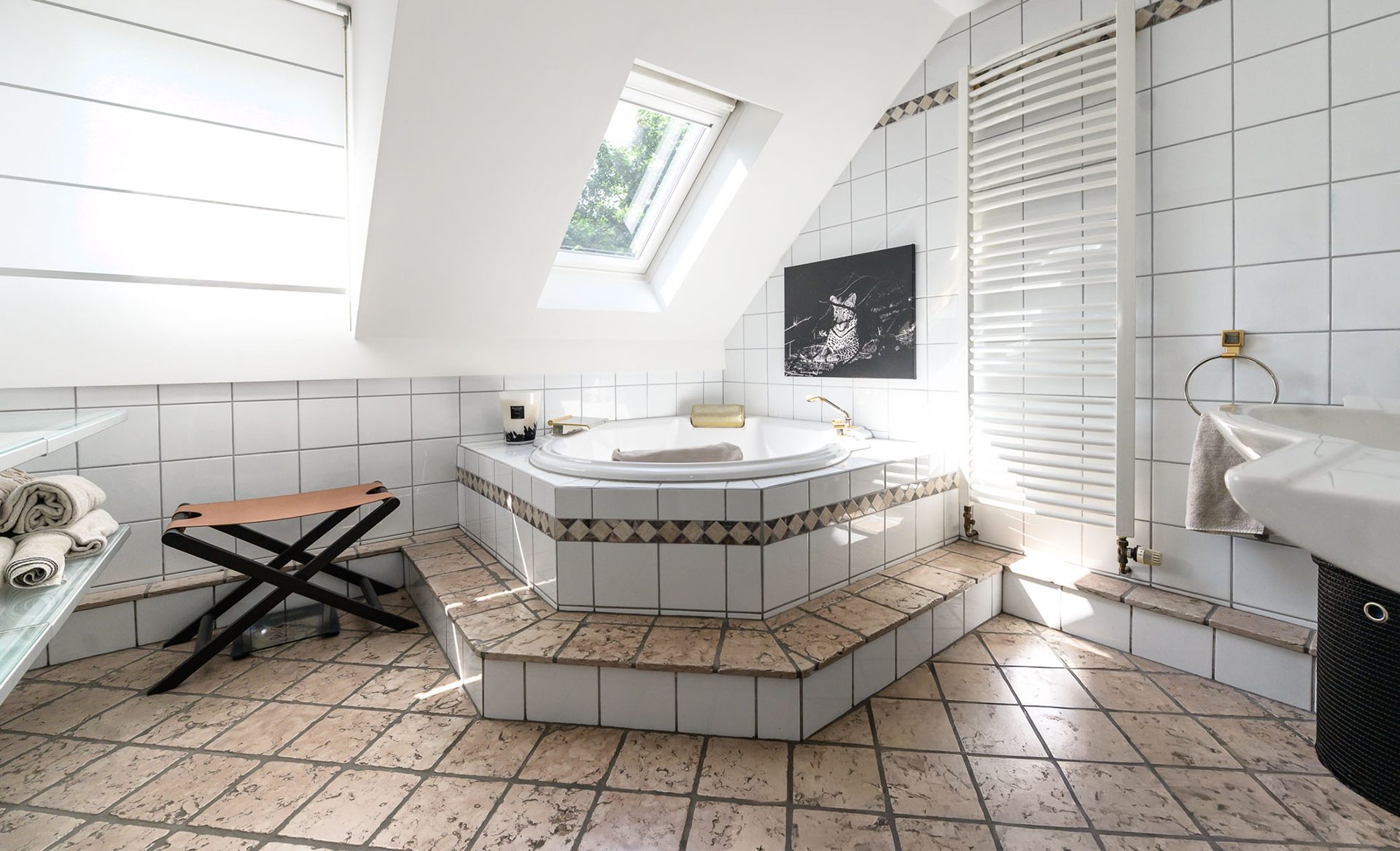 Immobilienangebot - Königswinter / Oberdollendorf - Haus - Wohnen mit Urlaubsflair – Ihr Zuhause mit Pool und Traumgarten!