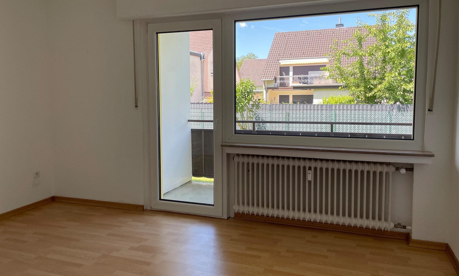 Immobilienangebot - Sankt Augustin / Mülldorf - Alle - Renditestark vermietet - steigerungsfähig durch DG-Rohling!