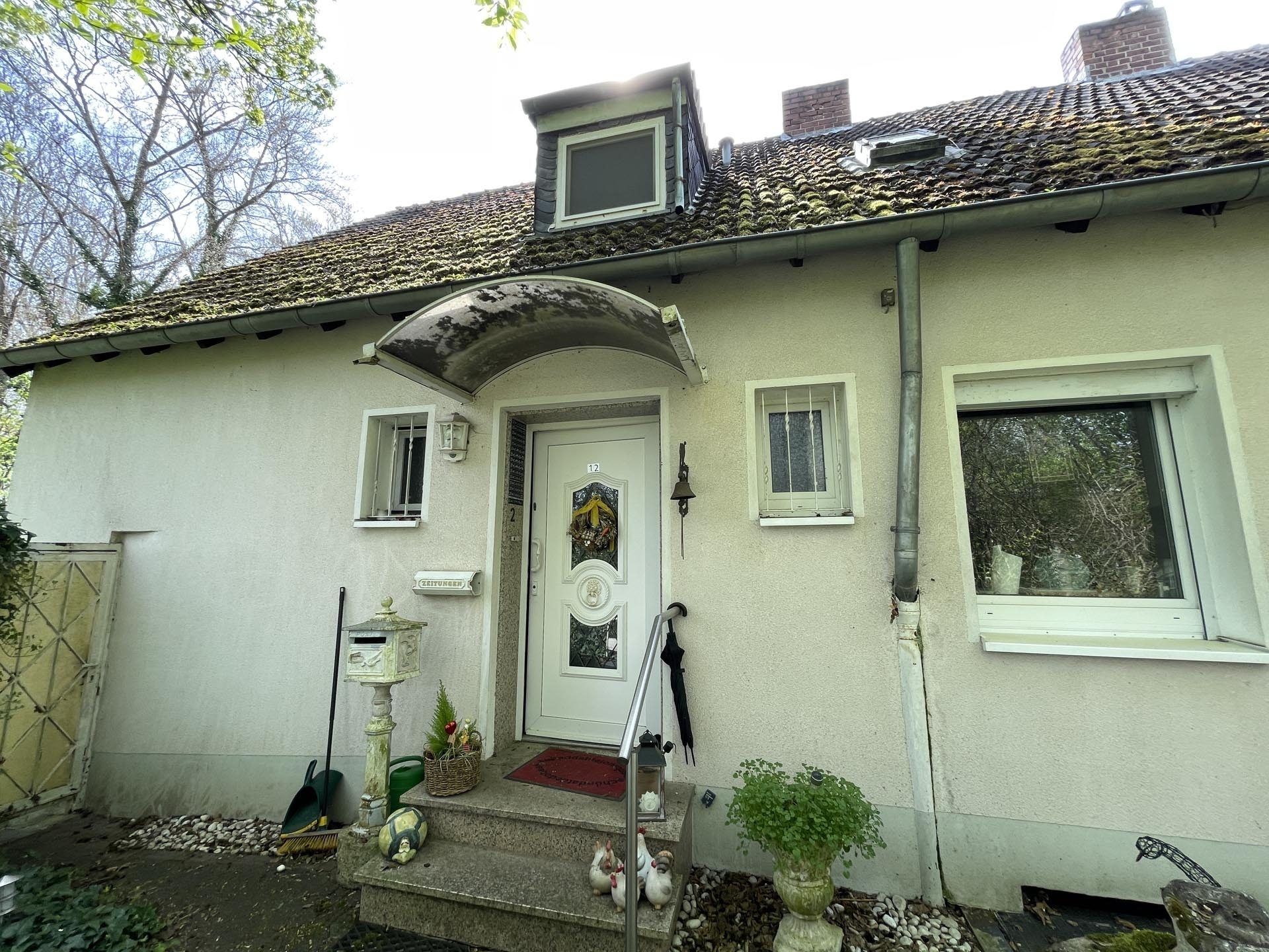 Immobilienangebot - Köln / Vingst - Haus - Charmante Doppelhaushälfte mit Entwicklungsmöglichkeiten