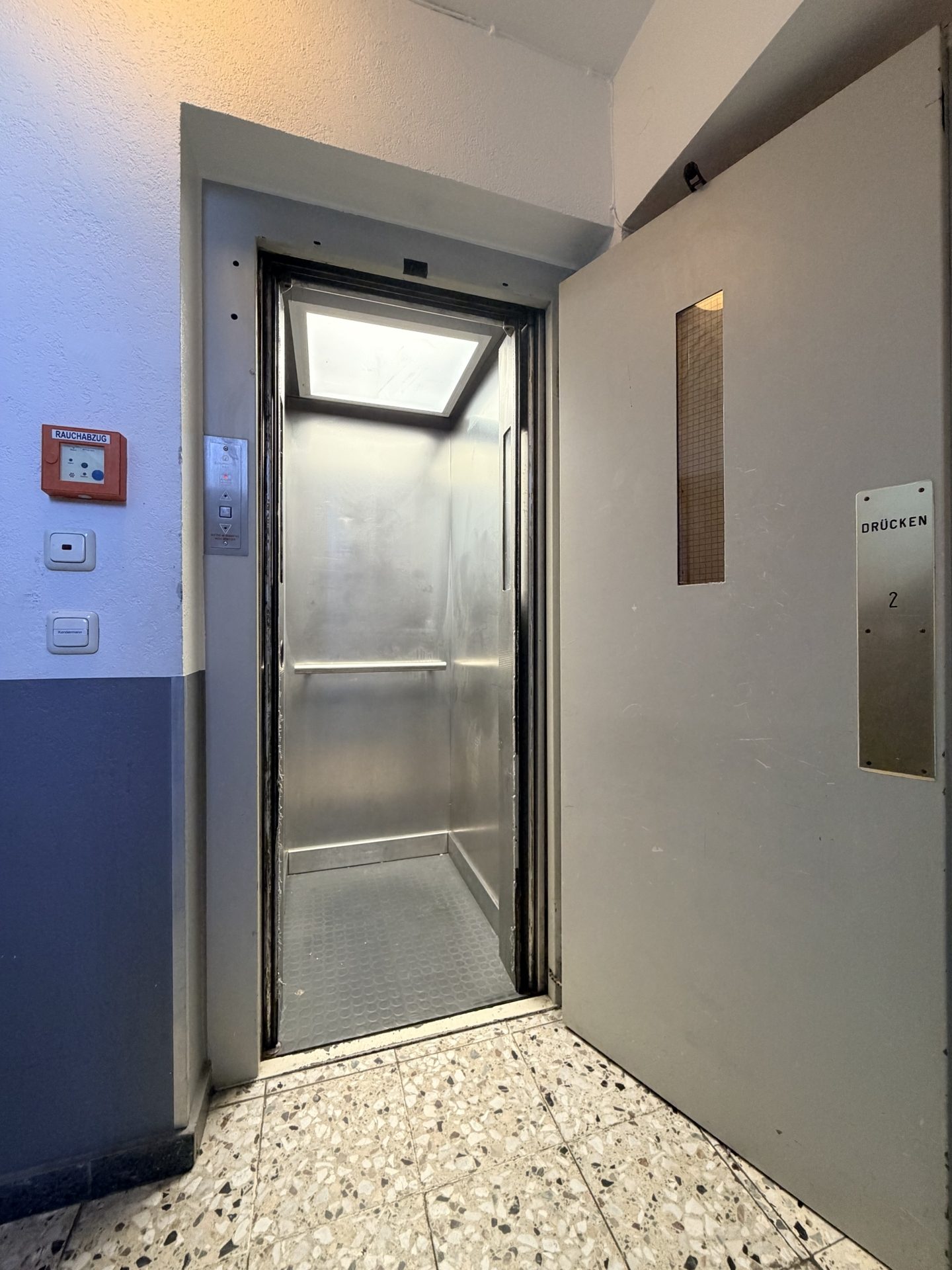 Immobilienangebot - Köln / Nippes - Wohnung - Moderne 2-Zimmer-Wohnung mit Balkon in begehrter Lage – jetzt entdecken!