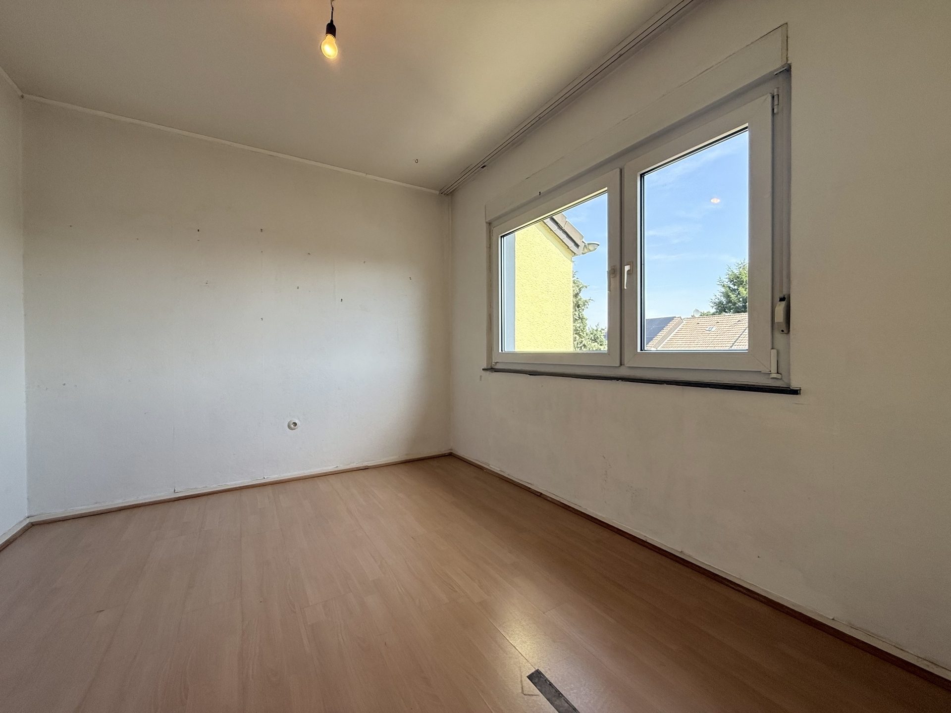 Immobilienangebot - Langerwehe - Haus - FREI & LEERSTEHEND!