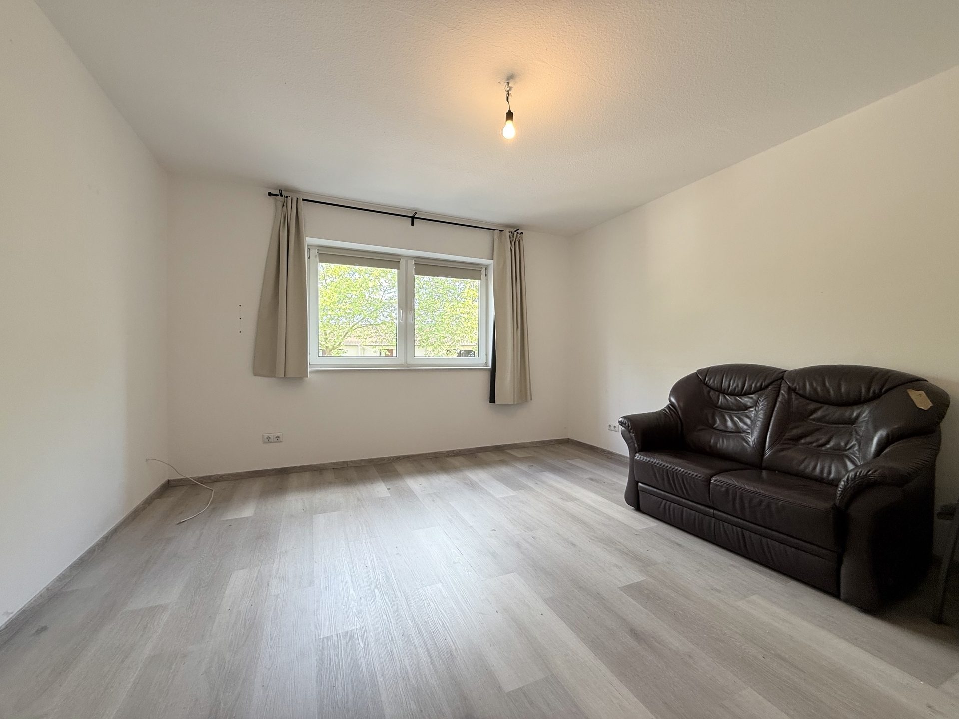 Immobilienangebot - Köln / Chorweiler - Wohnung - UNVERMIETET! Eigennutzung oder Kapitalanlage?