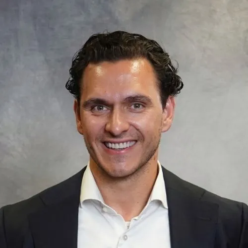 Dennis Grubisic - Immobilienmakler für Investmentimmobilien bei S Immobilienpartner