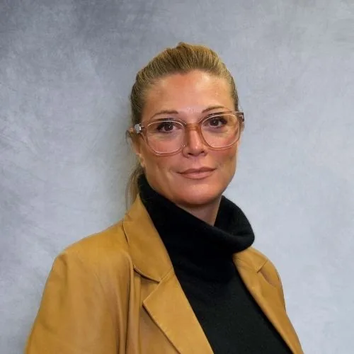 Sandra Voss-Labeth - Immobilienmaklerin für Bestandsimmobilien in Bonn bei S Immobilienpartner