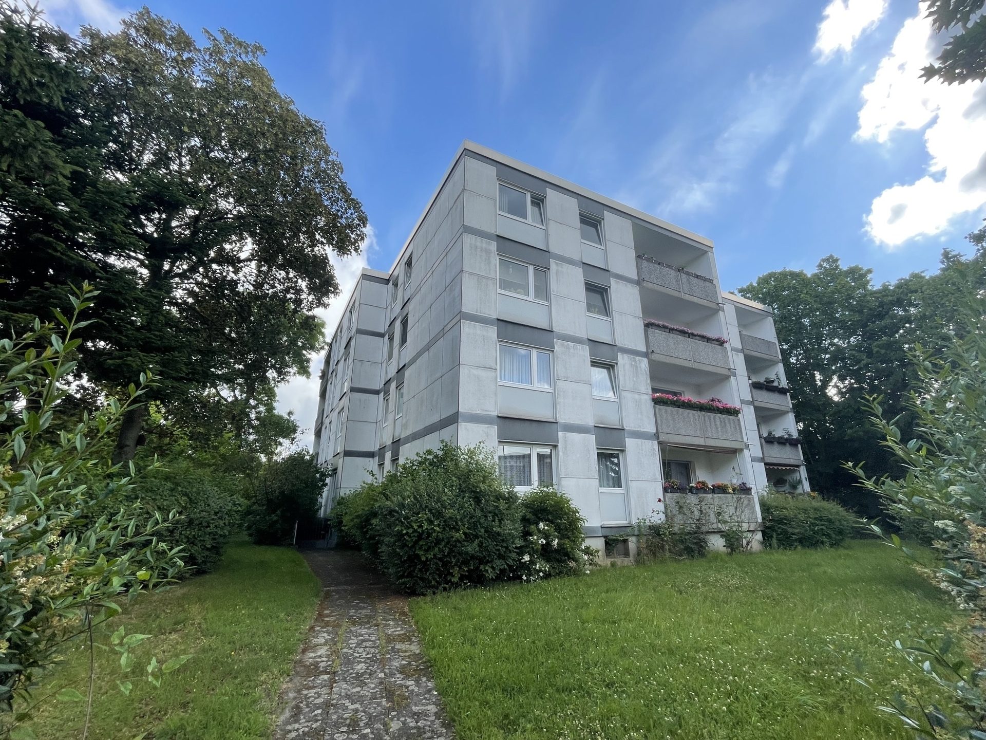 Immobilienangebot - Köln - Haus - Öffentlich gefördertes Wohnobjekt