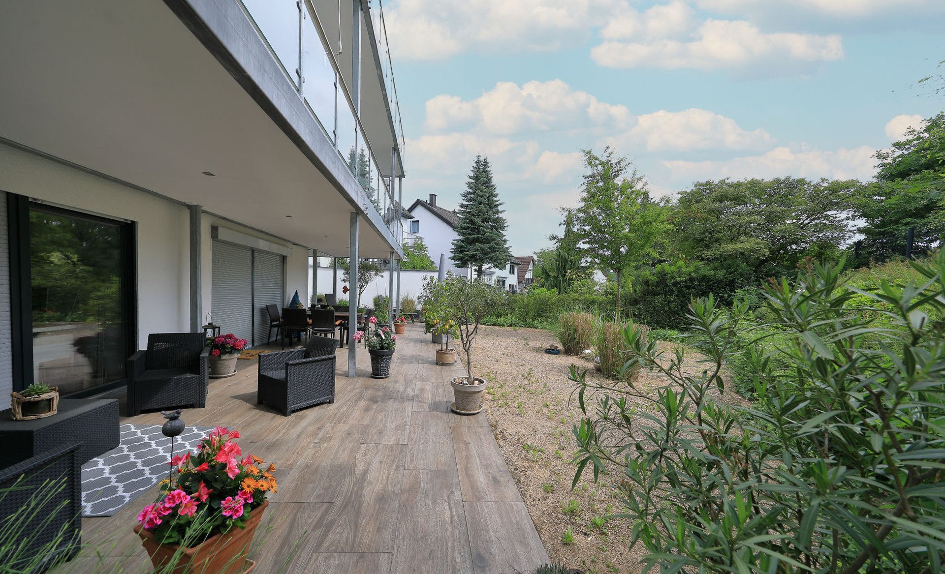 Immobilienangebot - Bonn / Oberkassel - Alle - Für die Zukunft gerüstet - Hochwertige Bauqualität trifft nachhaltige Technik