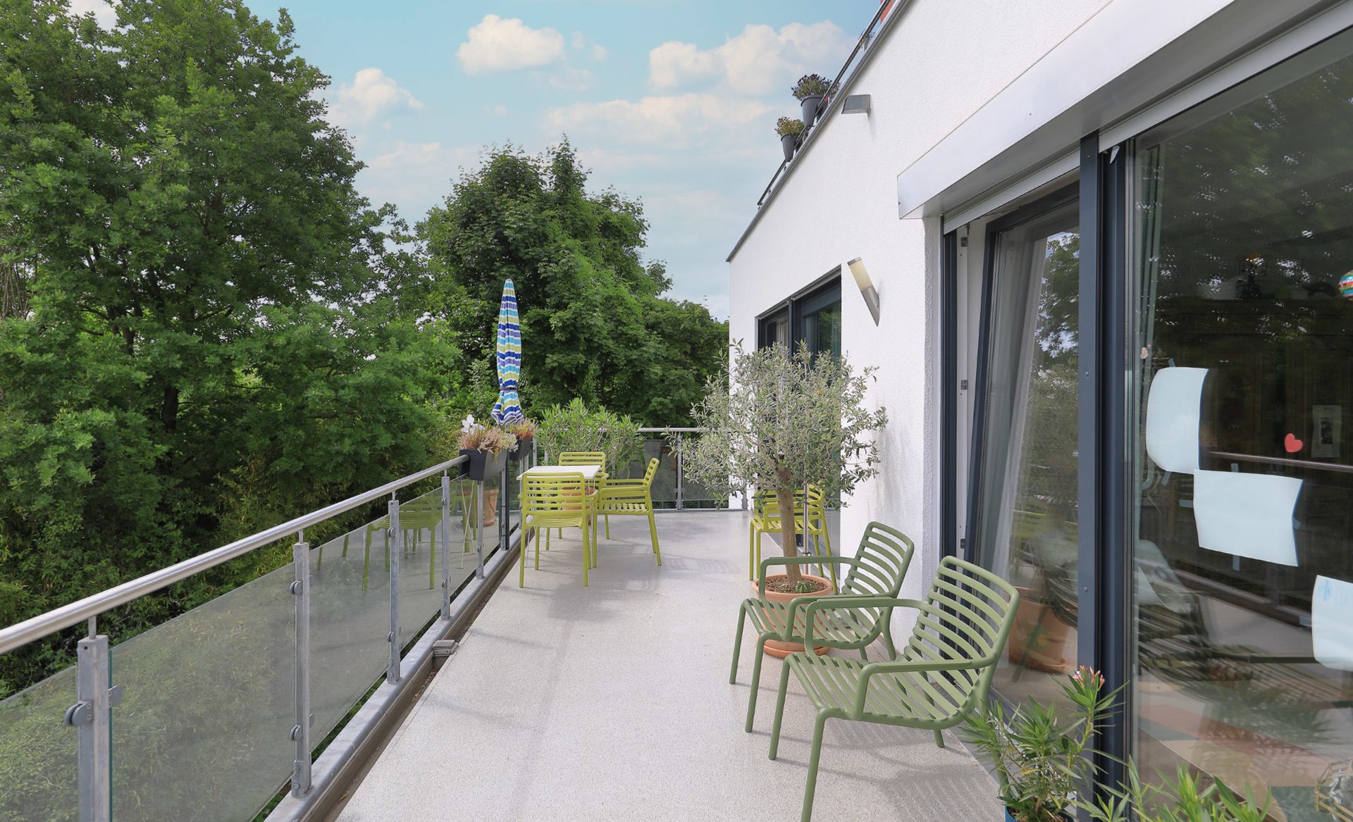Immobilienangebot - Bonn / Oberkassel - Alle - Für die Zukunft gerüstet - Hochwertige Bauqualität trifft nachhaltige Technik