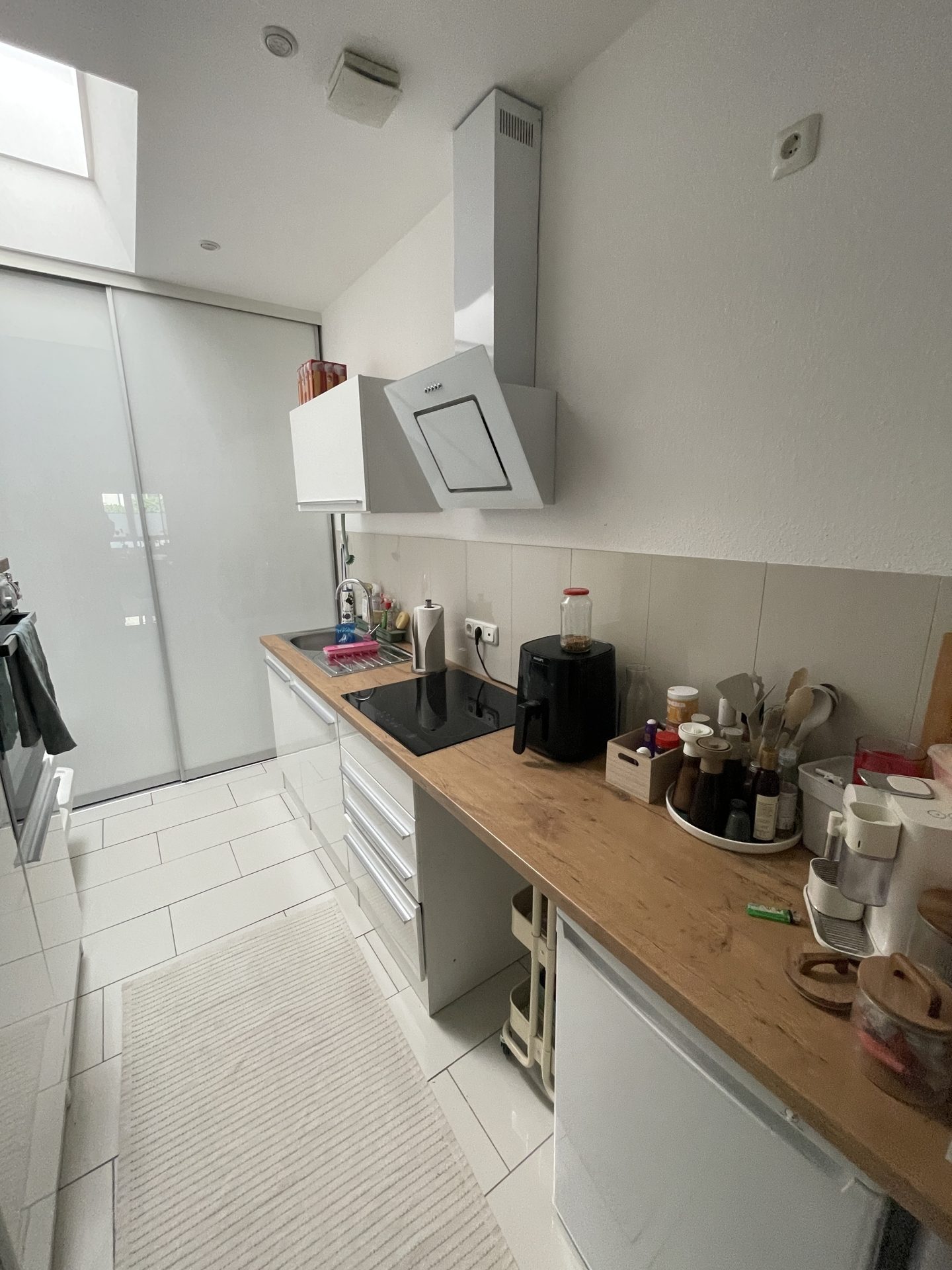 Immobilienangebot - Köln / Niehl - Alle - Attraktives Mehrfamilienhaus mit vier Wohneinheiten in verkehrsgünstiger Lage von Köln-Niehl!