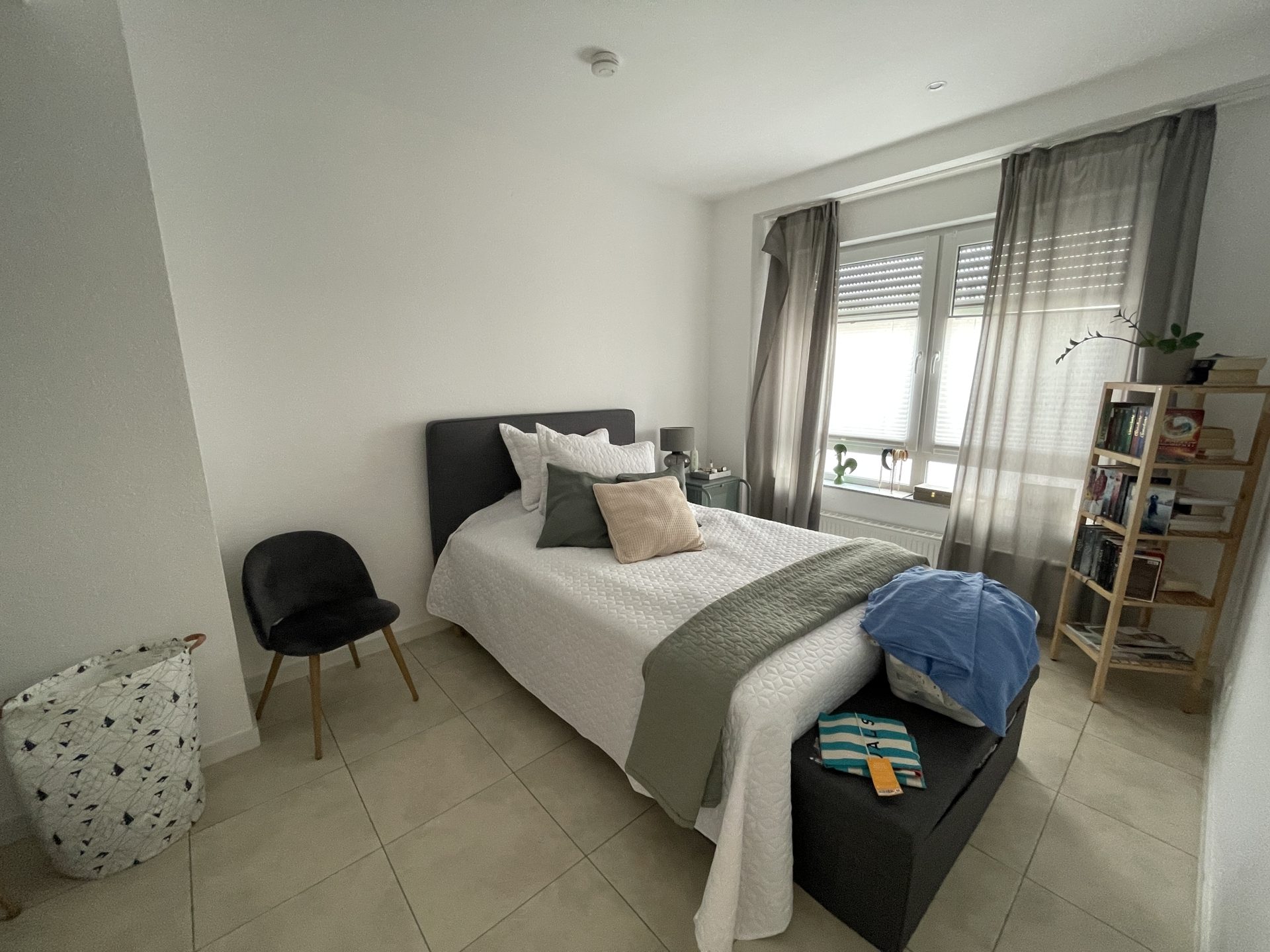 Immobilienangebot - Köln / Niehl - Alle - Attraktives Mehrfamilienhaus mit vier Wohneinheiten in verkehrsgünstiger Lage von Köln-Niehl!