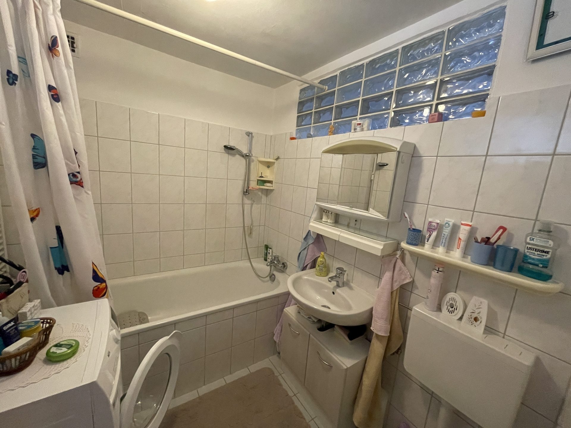 Immobilienangebot - Köln / Niehl - Alle - Attraktives Mehrfamilienhaus mit vier Wohneinheiten in verkehrsgünstiger Lage von Köln-Niehl!