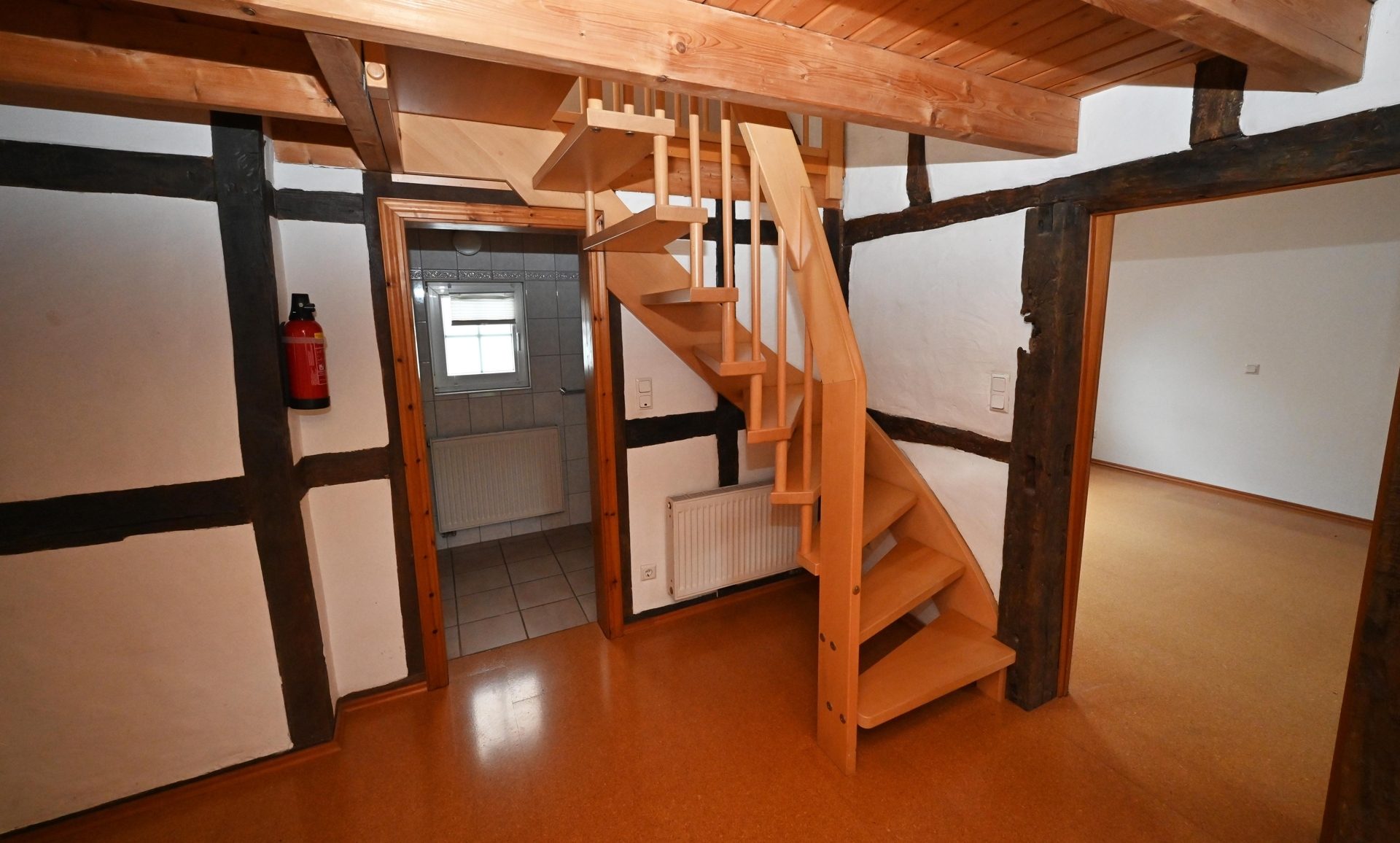 Immobilienangebot - Bergisch Gladbach / Hebborn - Haus - Fachwerkhaus mit Charme – besonderer Wohnkomfort direkt am Waldrand - zweites Objekt bald verfügbar