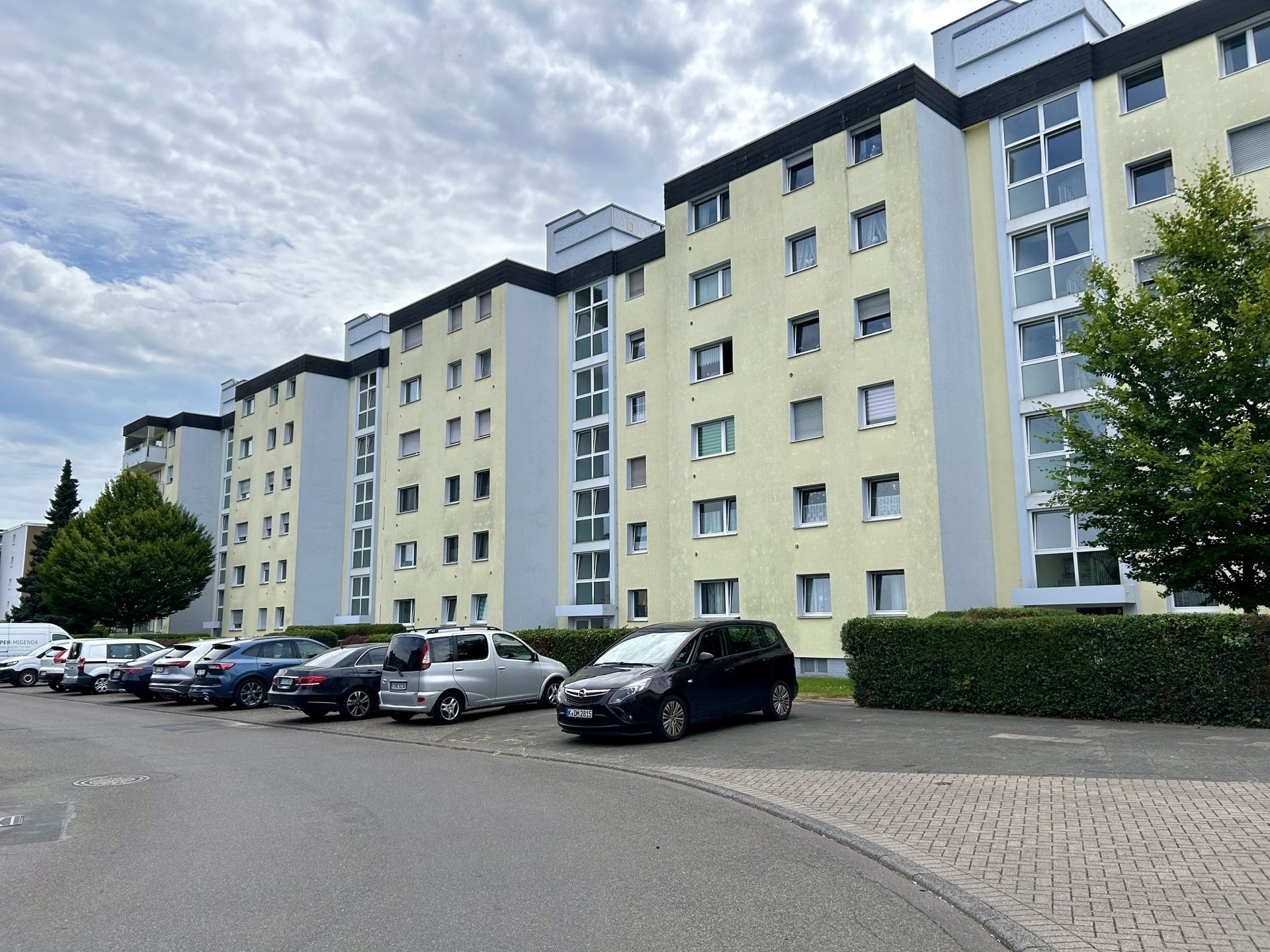 Immobilienangebot - Köln - Wohnung - Einziehen oder vermieten!?
