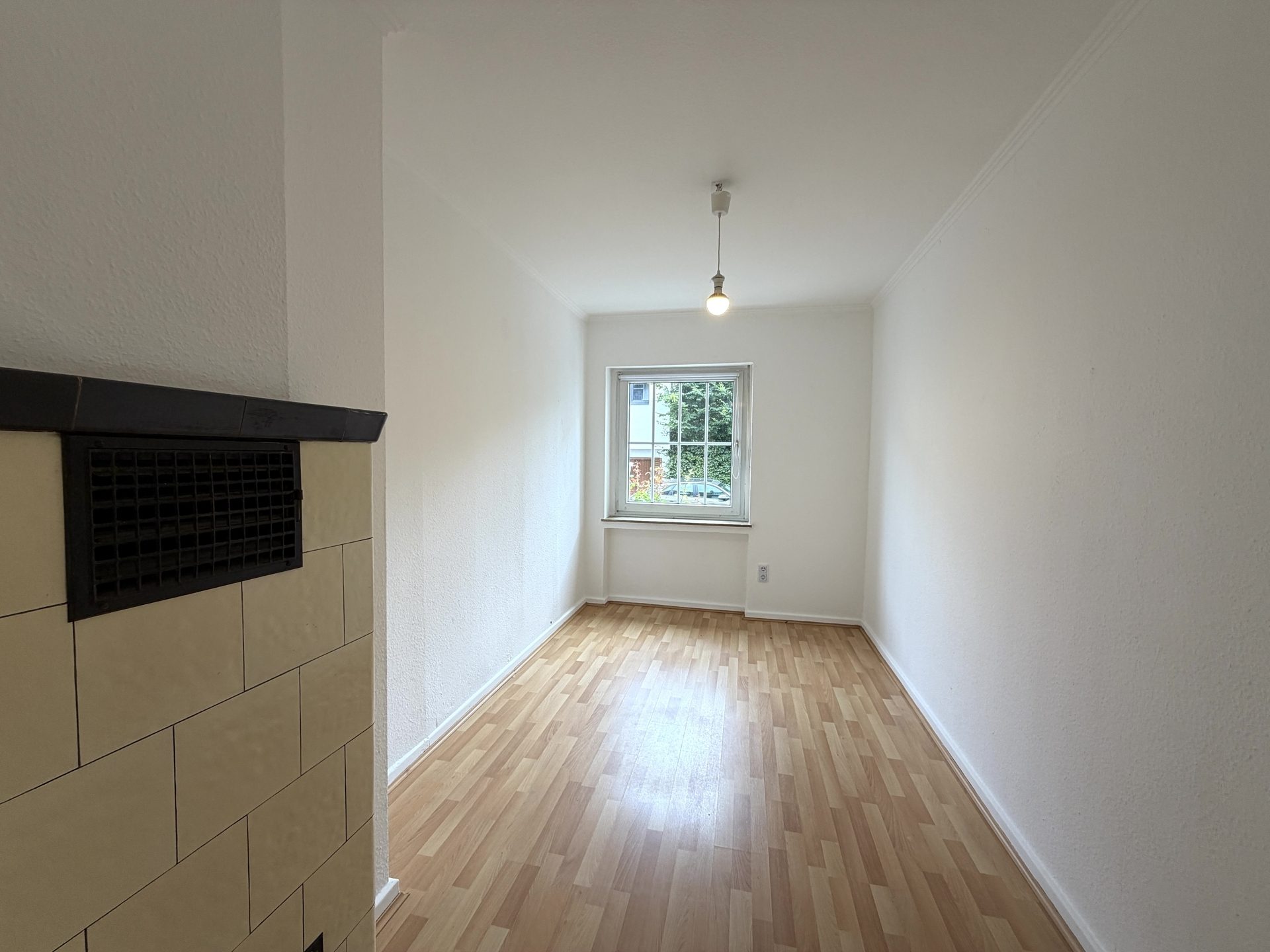 Immobilienangebot - Bonn / Rüngsdorf - Haus - Drei Wohnungen, viele Möglichkeiten – Aufgeteiltes Mehrfamilienhaus in Bonn-Rüngsdorf!