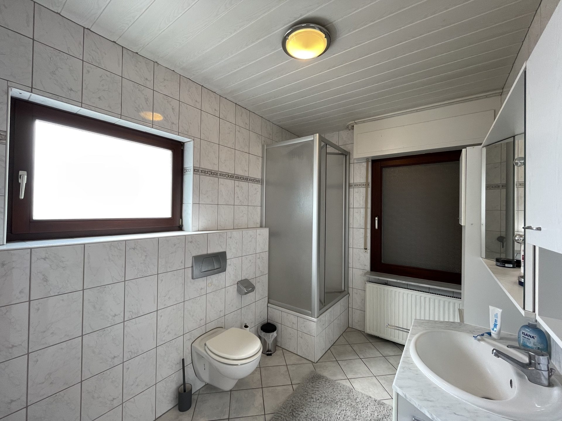 Immobilienangebot - Köln - Haus - Ein Haus, viele Möglichkeiten – Einfamilienhaus mit separater Wohneinheit