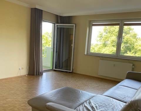 Immobilienangebot - Köln / Porz - Wohnung - Gepflegte und großzügige Wohnung